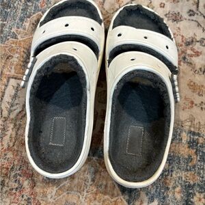 CROCS White and Gray Fuzzy Slippers